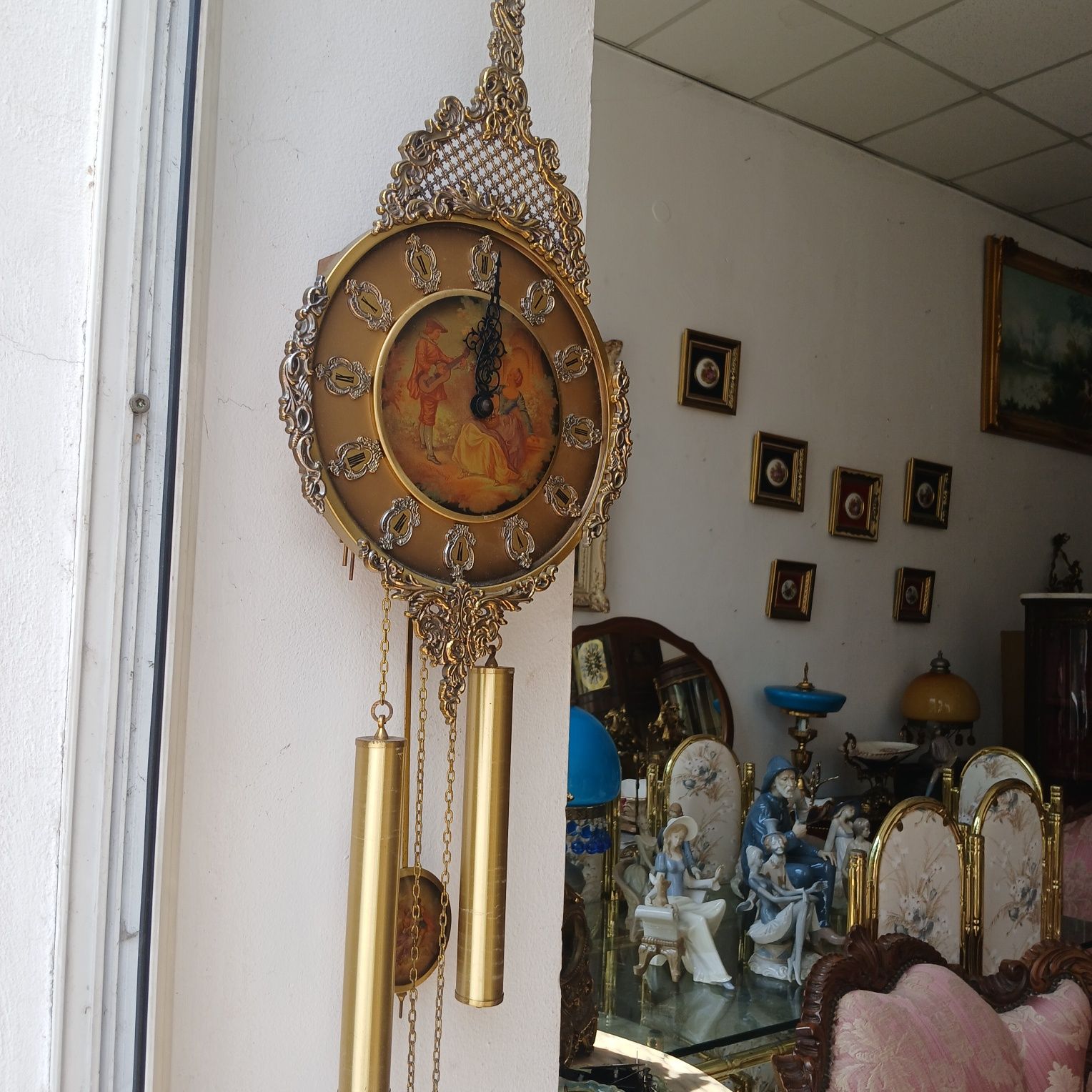 Стенен  часовник