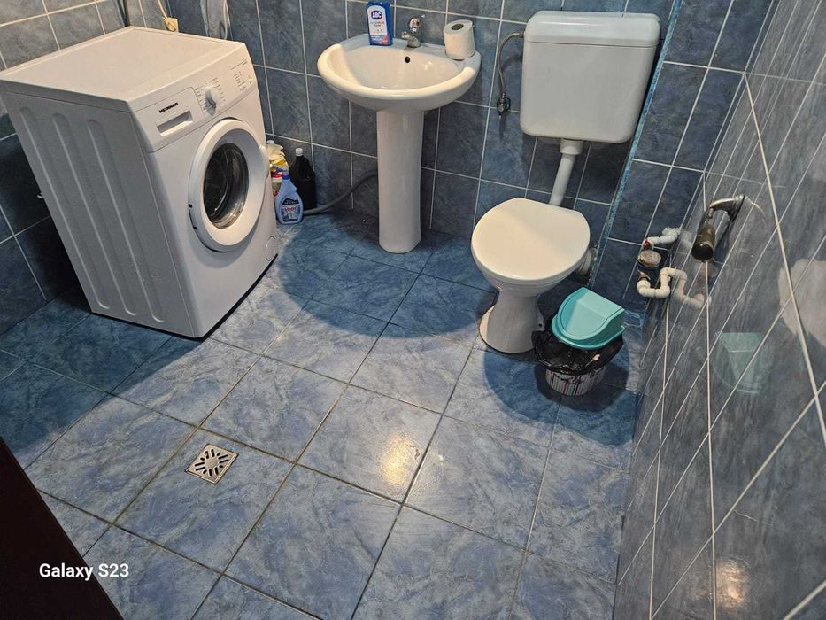 Vand apartament cu o camera de vacanta oin Costinesti