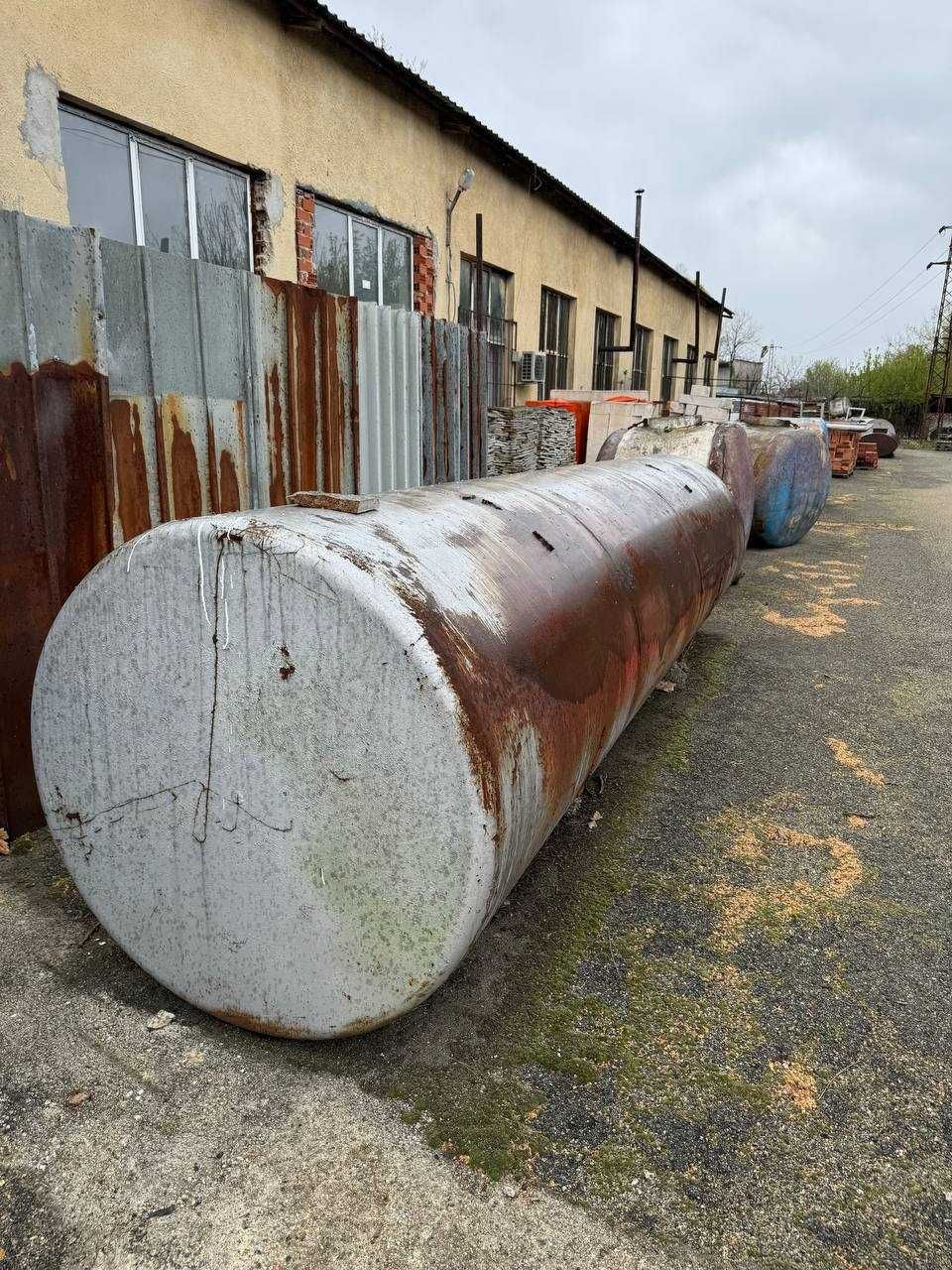 Продавам цистерни