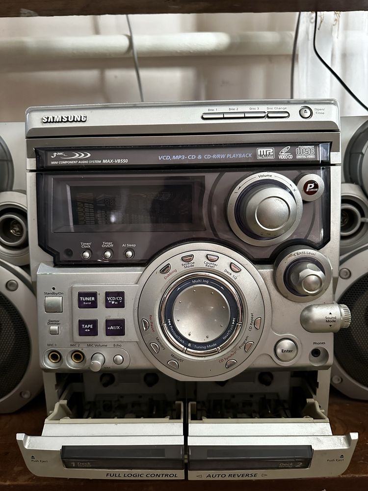 Продам Музыкальный Центр Samsung MAX-VB550