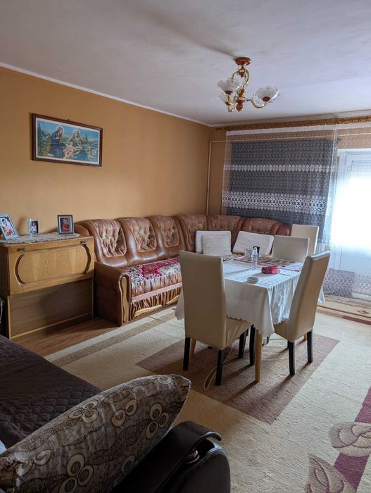 Inchiriez apartament 2 camere, Carpati 2