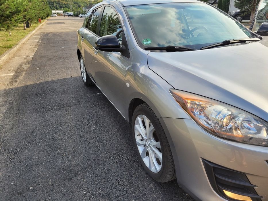 Mazda 3  Exclusive benzina/ cutie automată