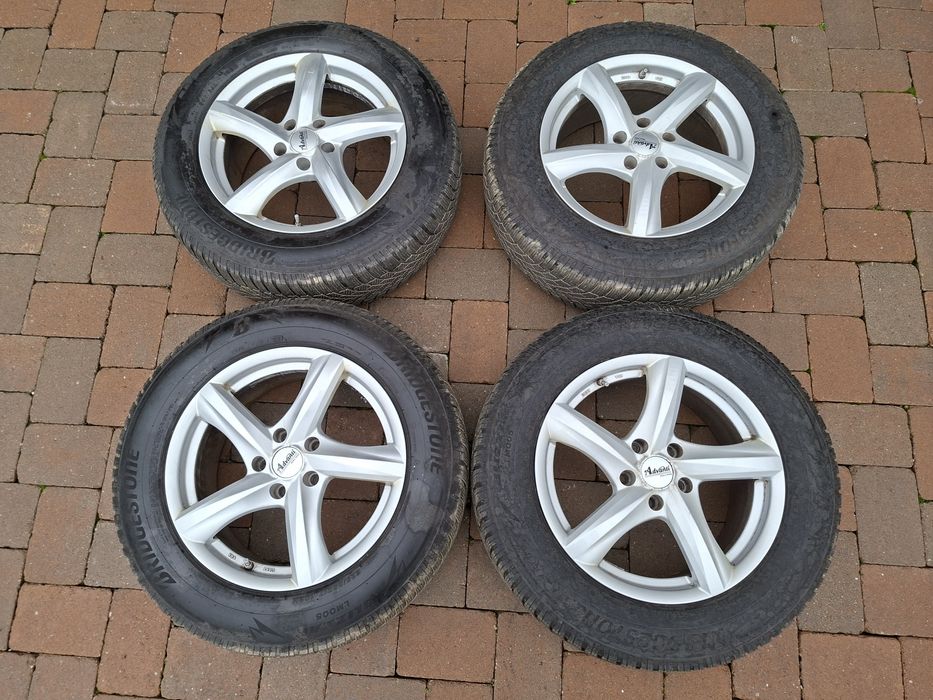 Roti aliaj 17inch Nissan Xtrail 225/60/17 DOT4022 Iarna