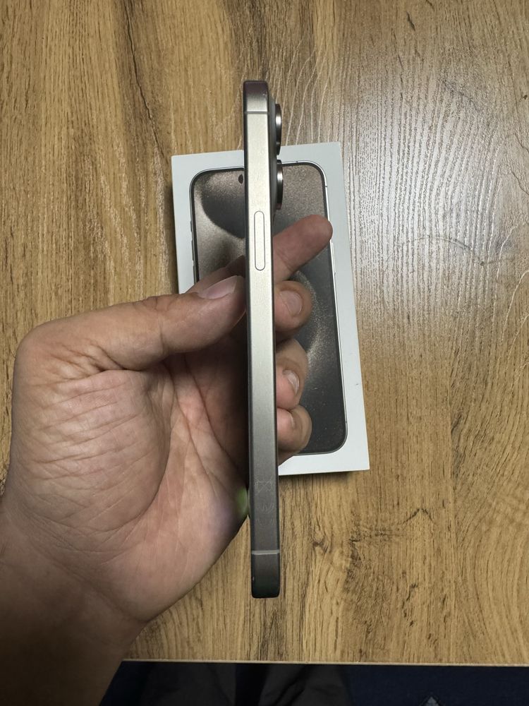 Iphone 15 pro max 512 natural Sim+eSim
