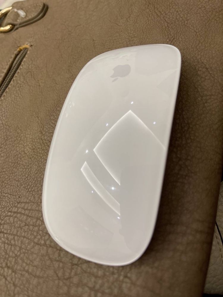 Мышь Apple A1296 Wireless Magic Mouse (Model: A1296 3Vdc)