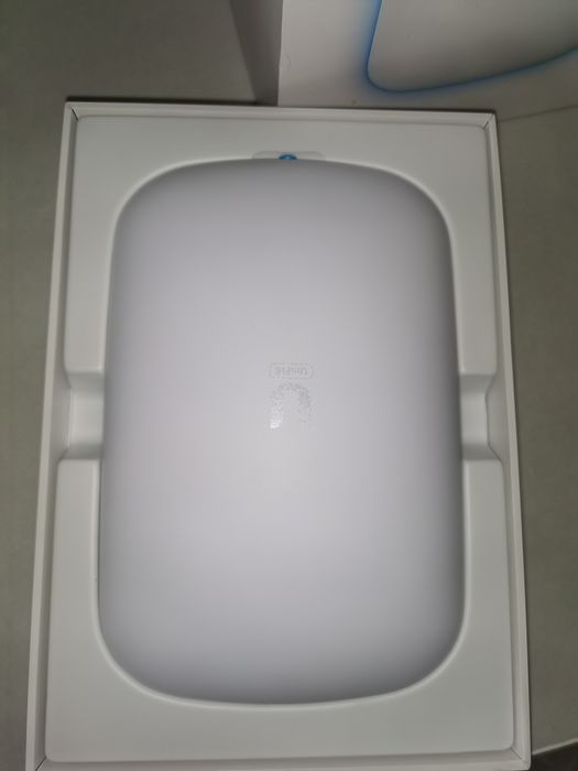Access Point Ubiguitti U6 white