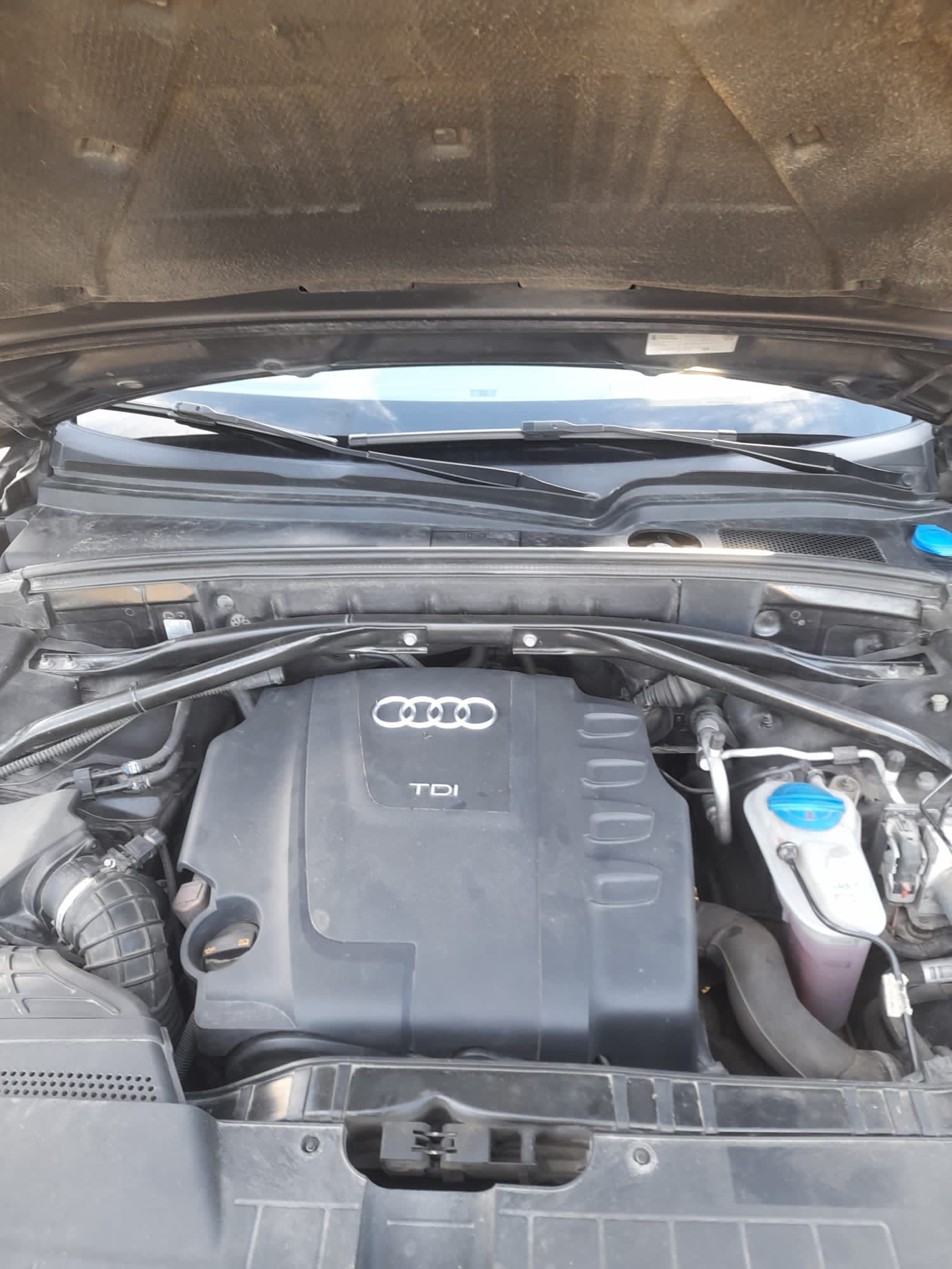 Vând audi Q5 automat
