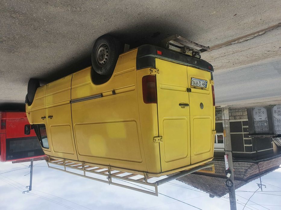 LT 35 si Mercedes A190 automat si piese