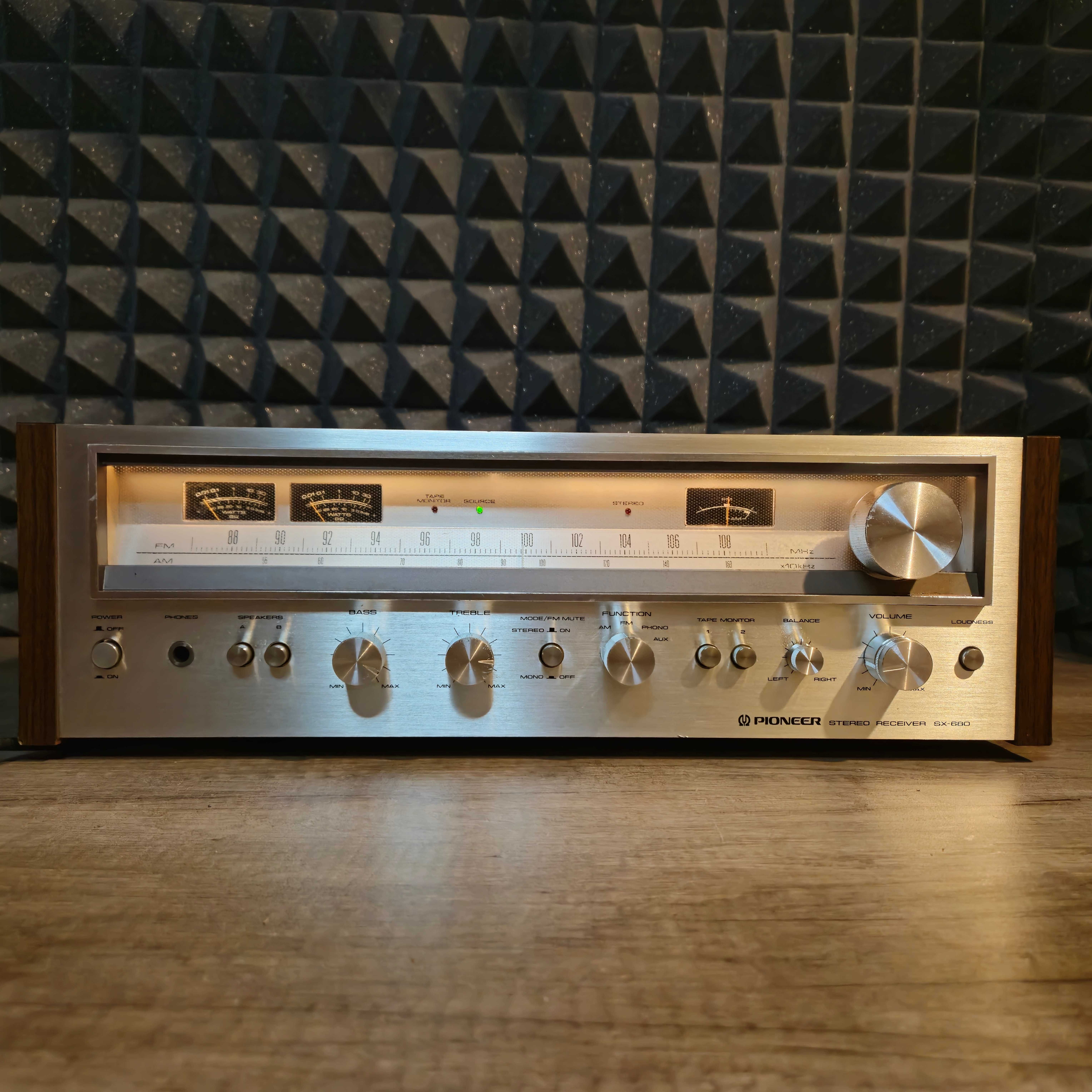 Amplificator stereo vintage Pioneer SX-680 / PREȚ EXCELENT