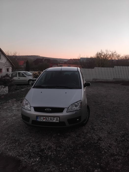 Vând Ford Cmax .