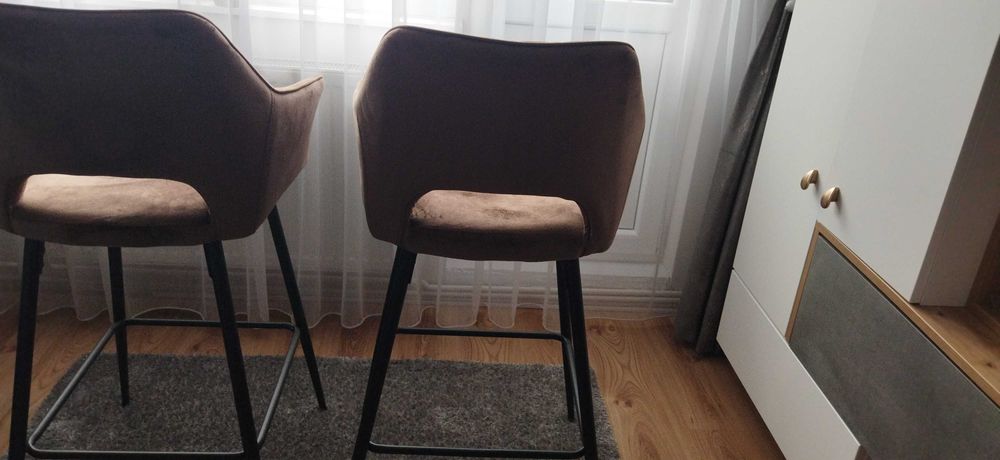 Set doua scaune pentru bar