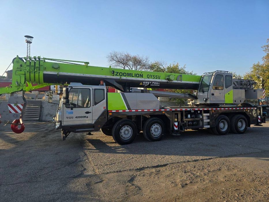 Kran Zoomlion 55T

Йили 2018
Моточас: 8600
Пробег: 23000
Балонлар: 10