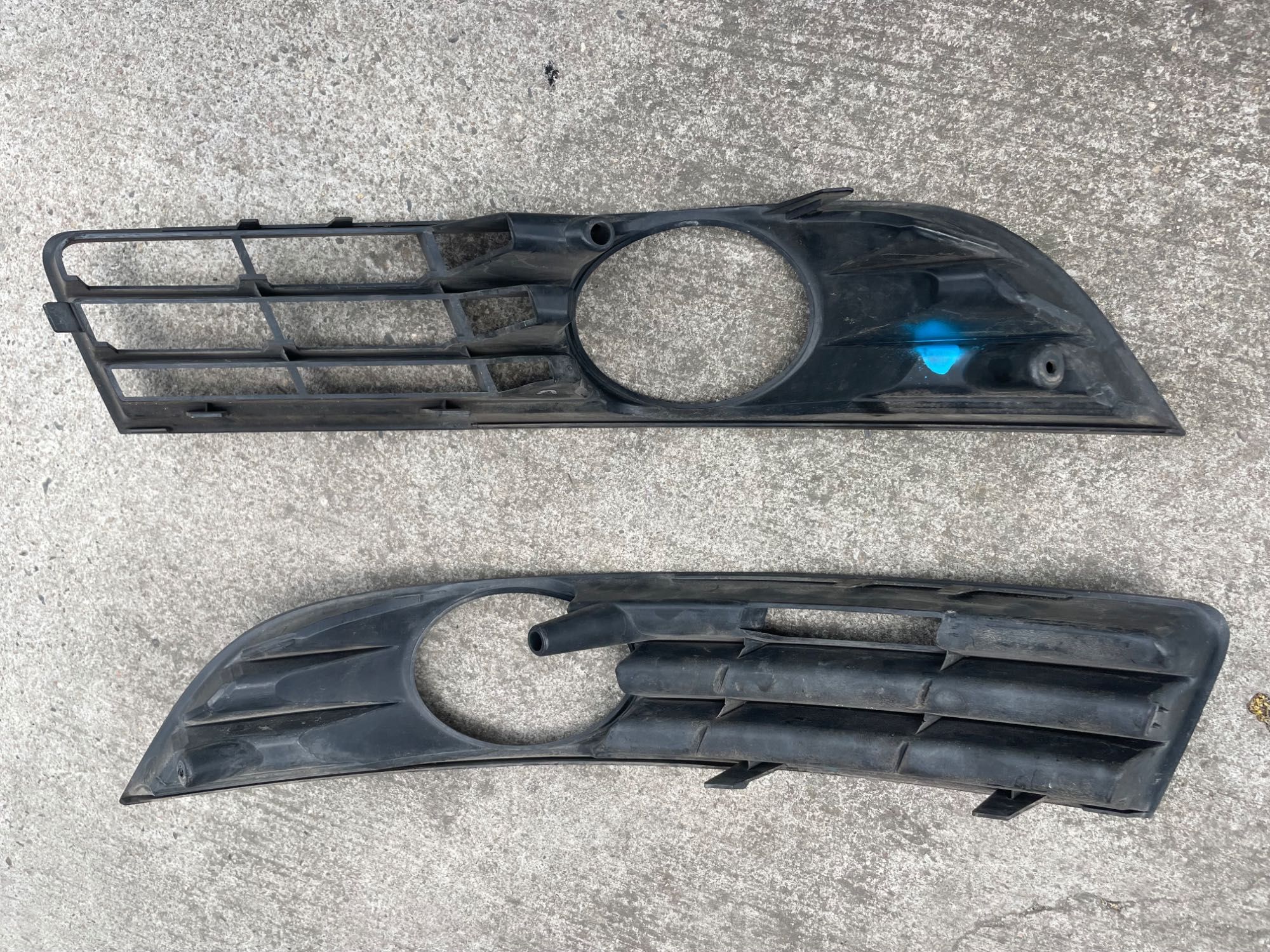Решетки предна броня с халогени Volkswagen Passat B6 VW Passat B6