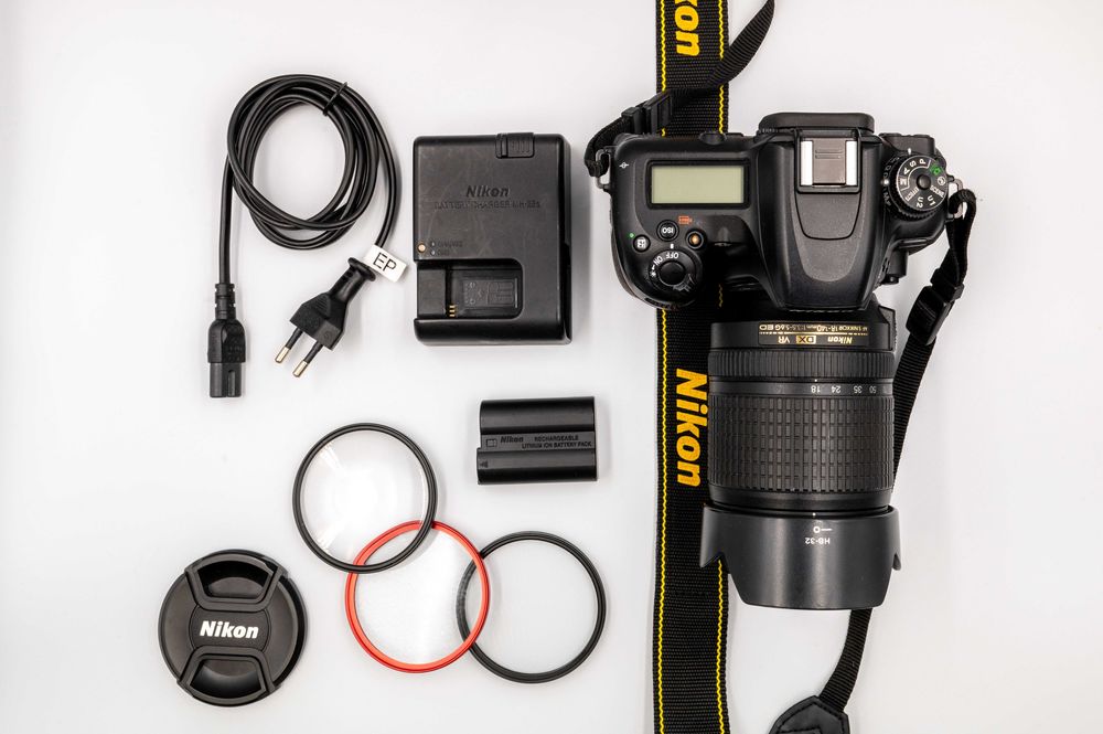 Nikon D7500 Aparat Foto DSLR Kit Obiectiv 18-140mm + 3 FILTRE