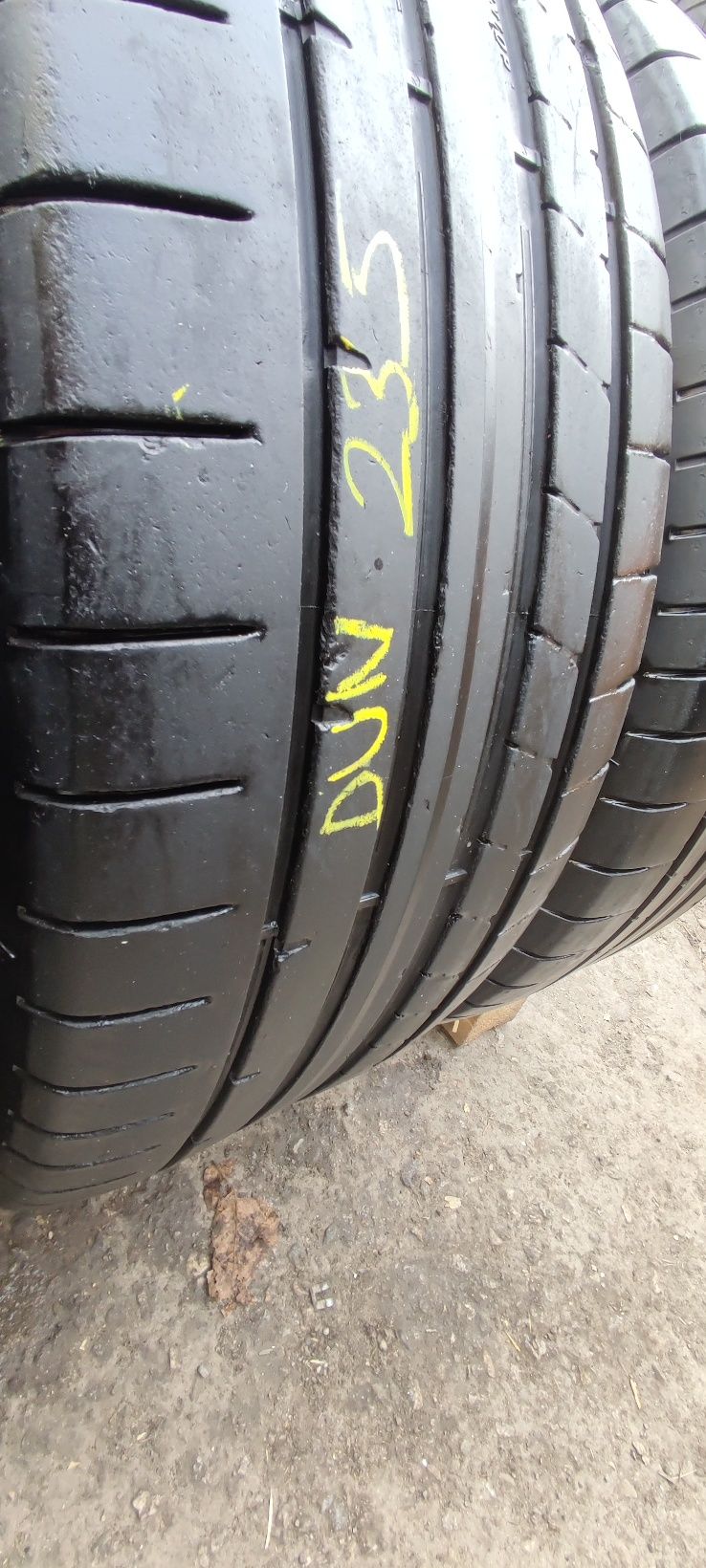 4бр летни гуми 235/55/18 Dunlop Sport Max RT2
DOT0518
грайфер 5.5 мм