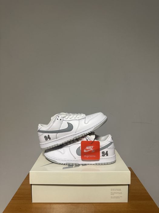 Nike Sb Dunk Low Supreme White