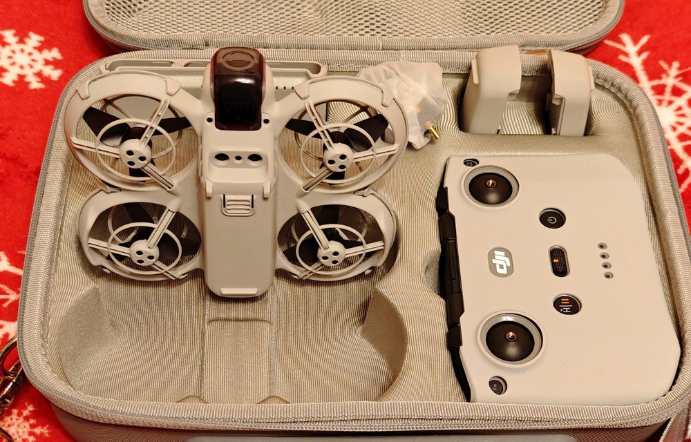 Продавам малко използван дрон DJI Neo