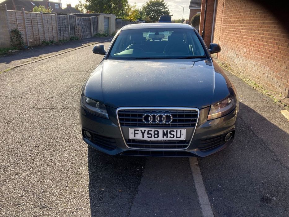 Dezmembrari Audi A4 B8