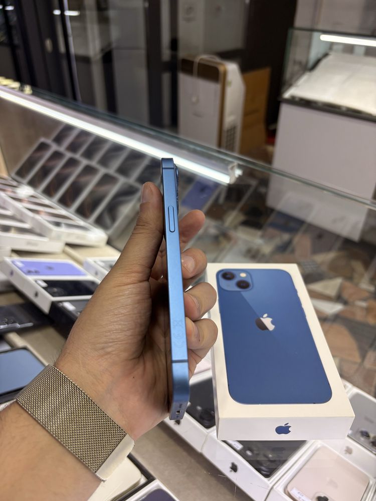 iPhone 13  128 gb 100% batare almawkan