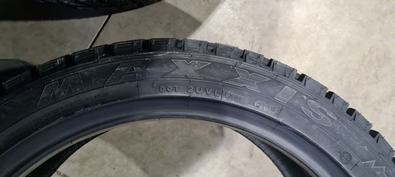 MAXXIS 245/45/20 4бр