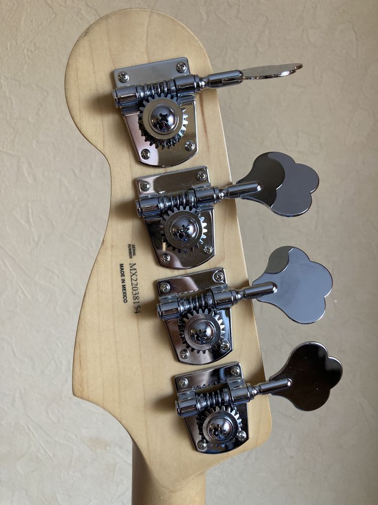 Бас-гитара Fender Player Precision Bass Maple Fingerboard Tidepool