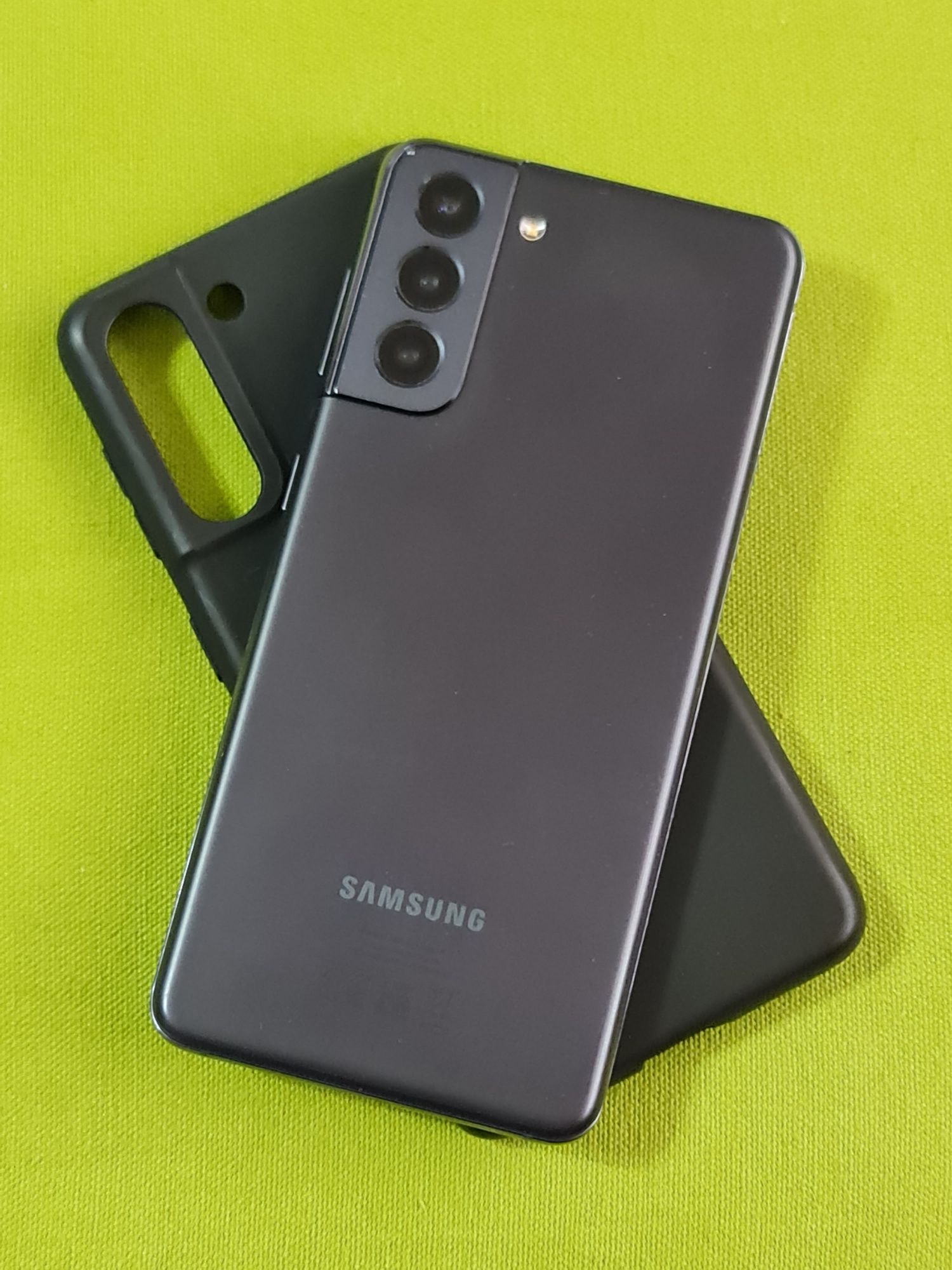 Samsung Galaxy S21 Plus Black 128Gb, Liber, Husa și Folie incluse.