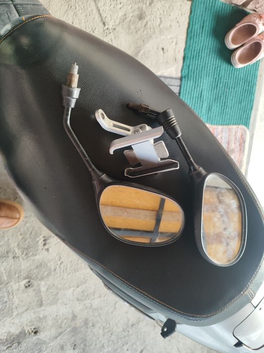 Продам зеркала на мопед держатель в подарок