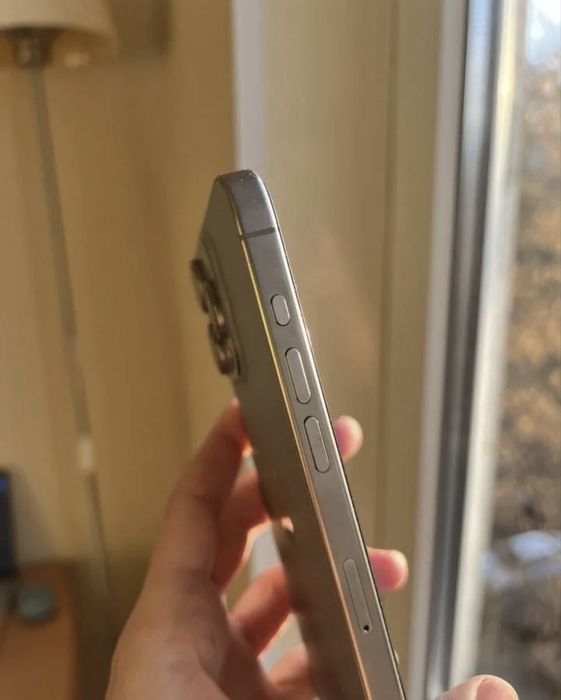 Продается iphone 15 pro max 256 dual sim