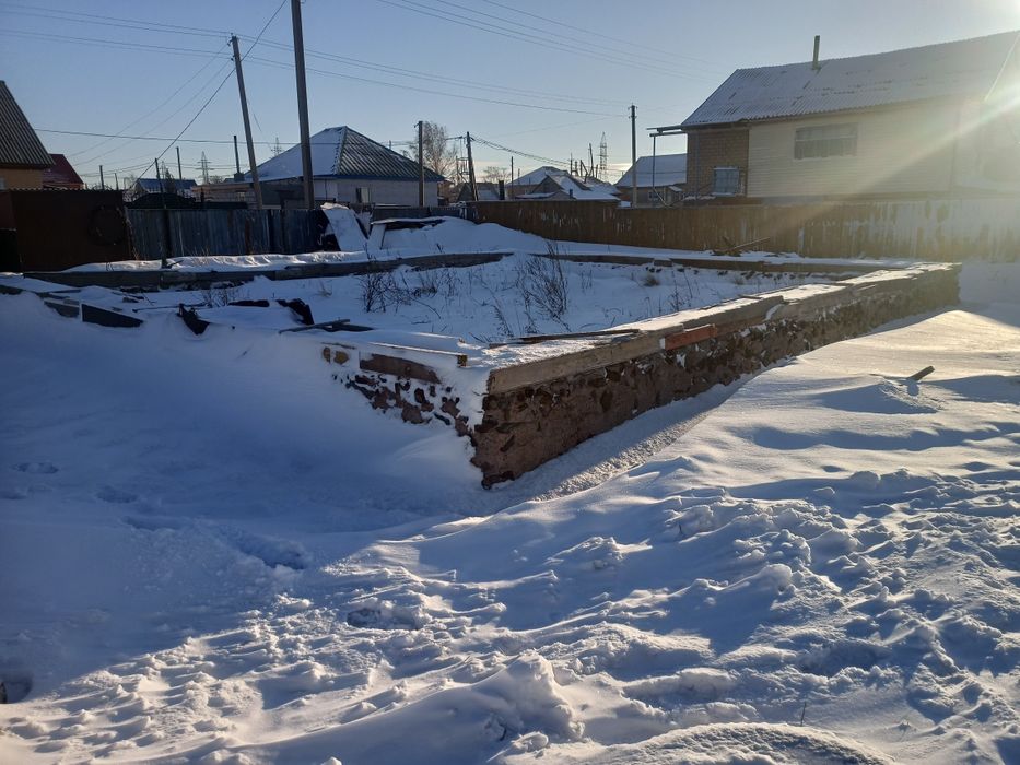 продам или обменяю земельный участок  на автомобиль