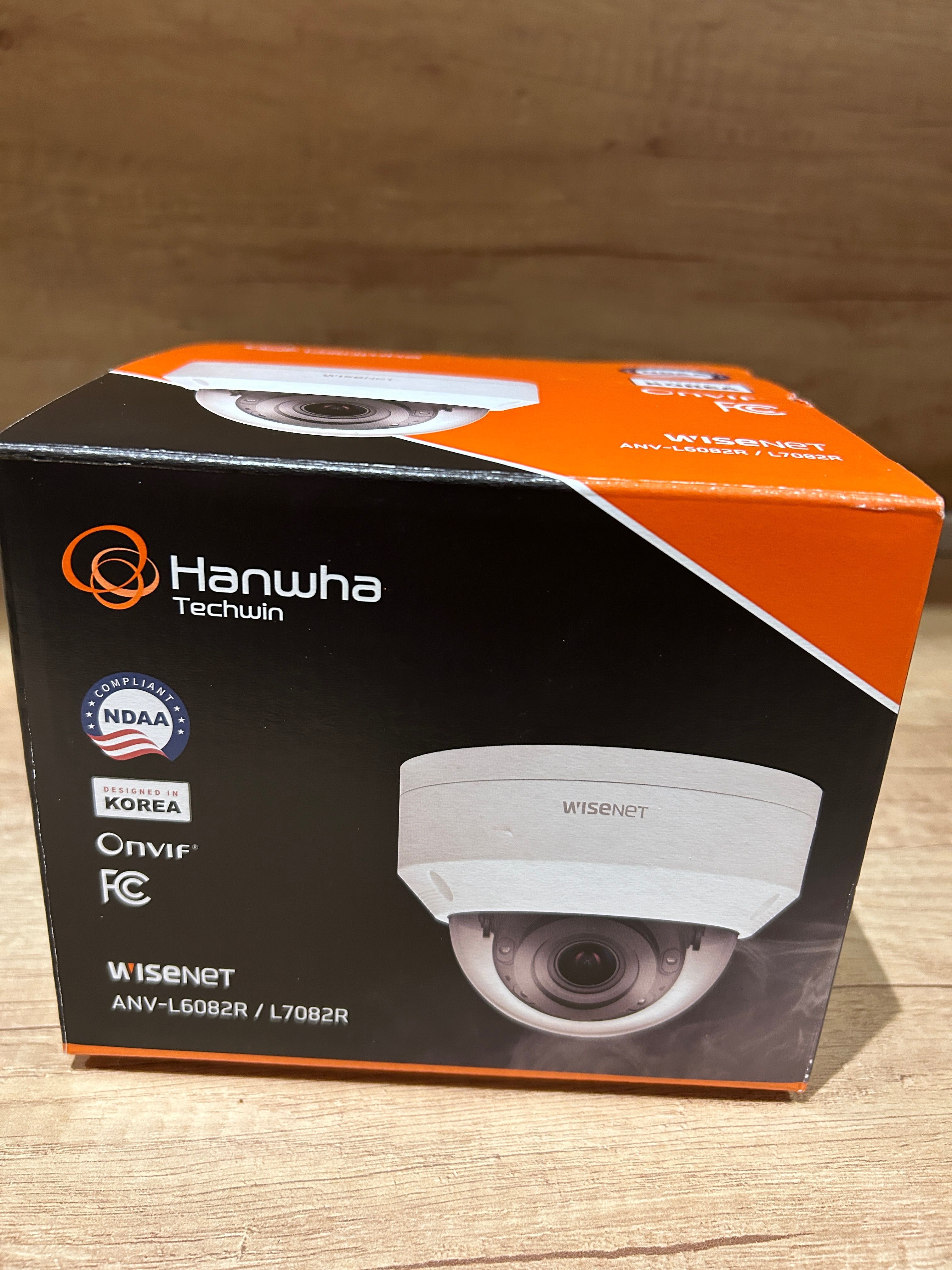 Камера Hanwha Techwin Wisenet