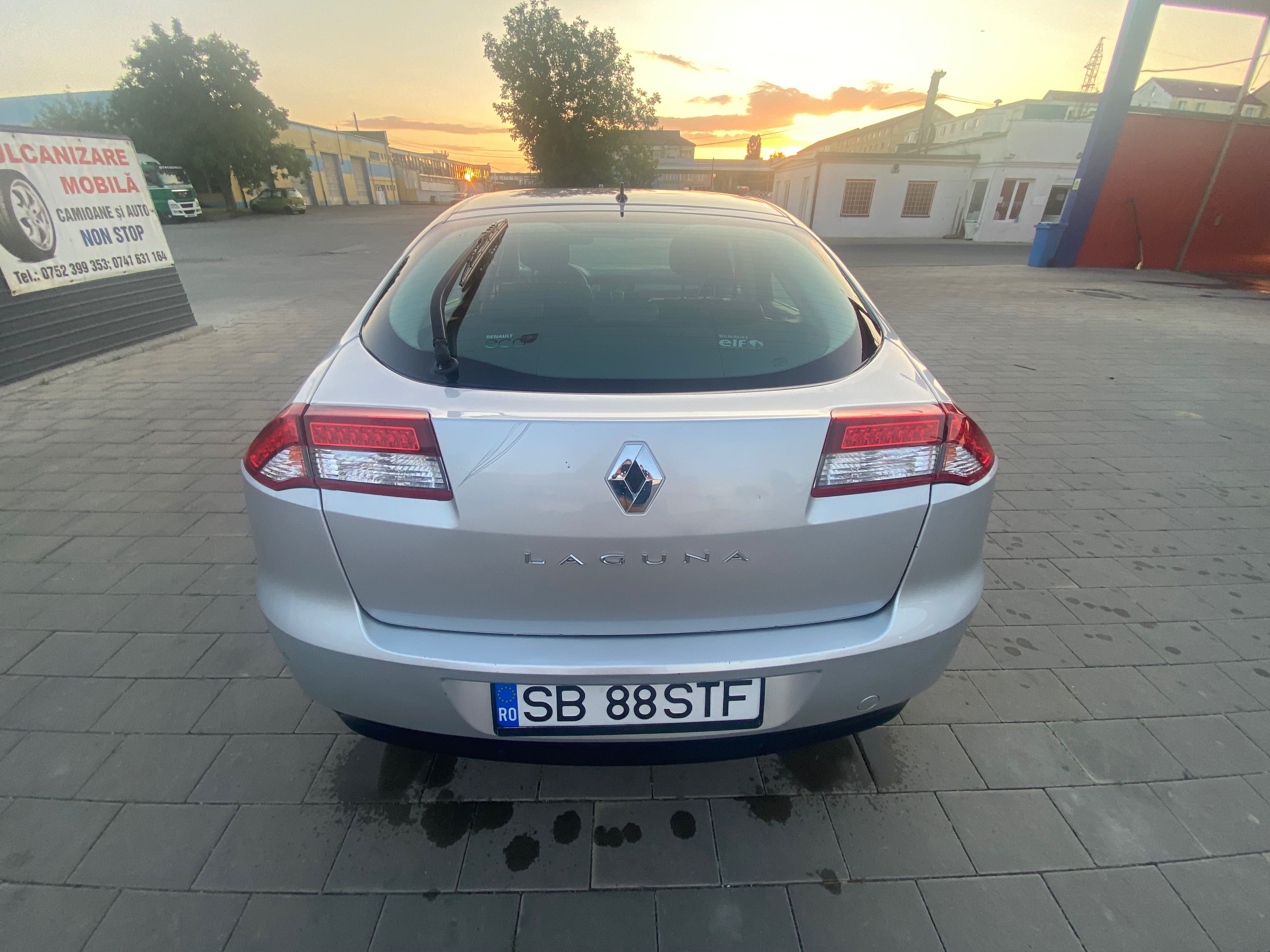 Renault Laguna 3 an de facbricatie 2011