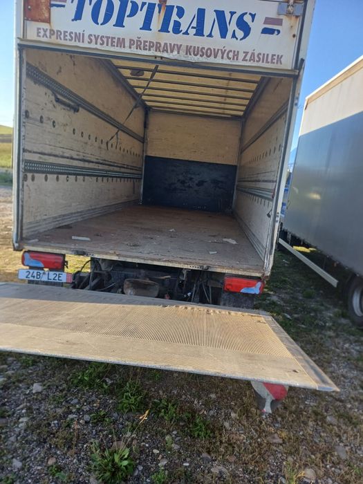Vând MAN 7.5 t 180CP