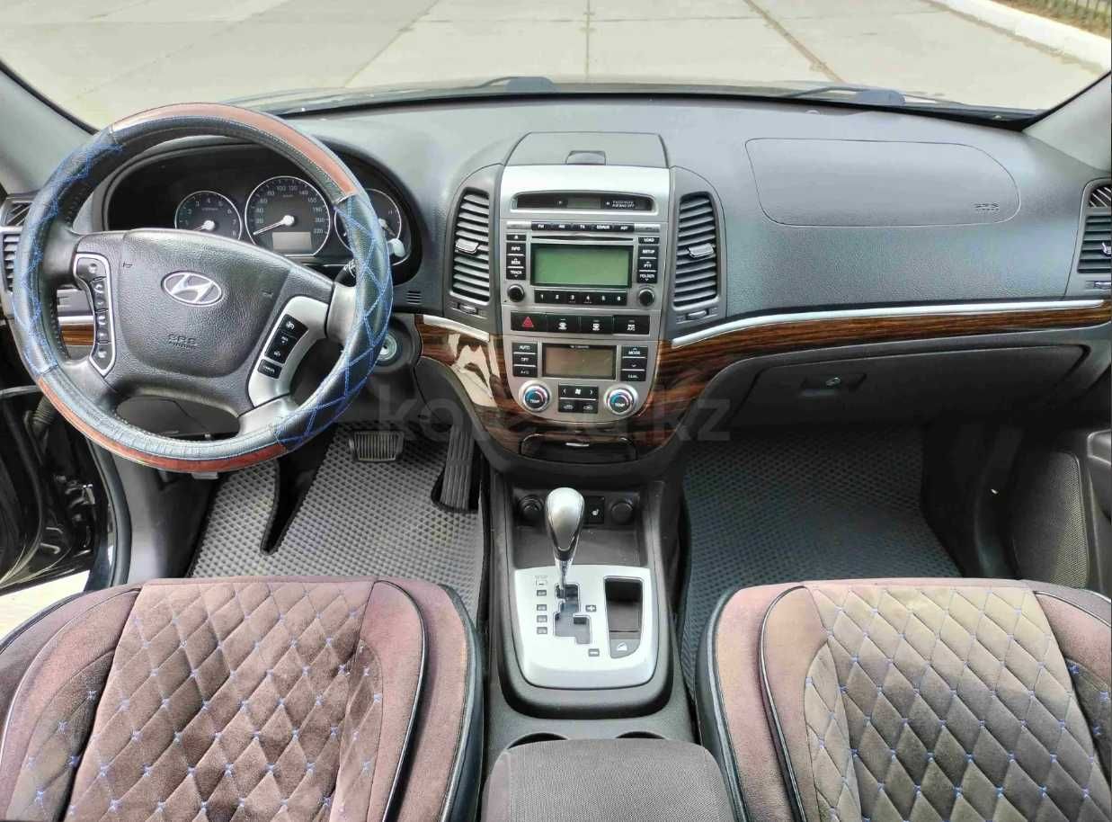 Продам Hyundai Santa Fe 2011 г.