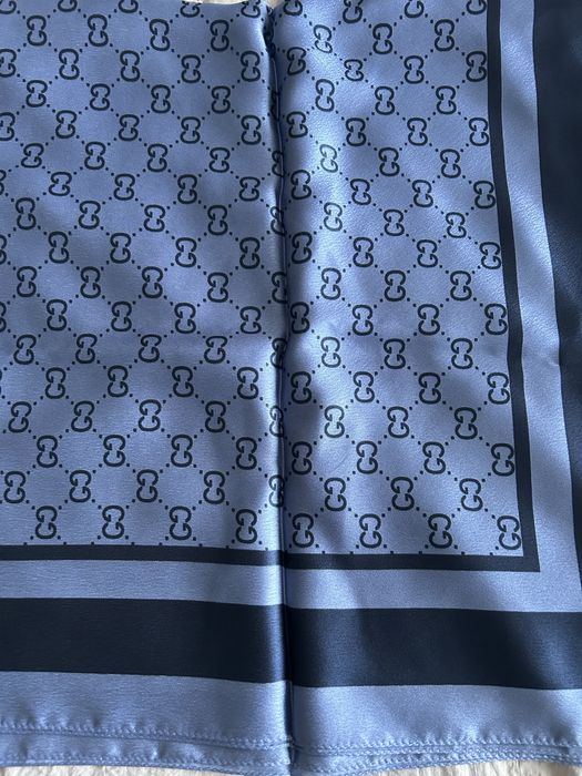 Шал Gucci нов с етикет
