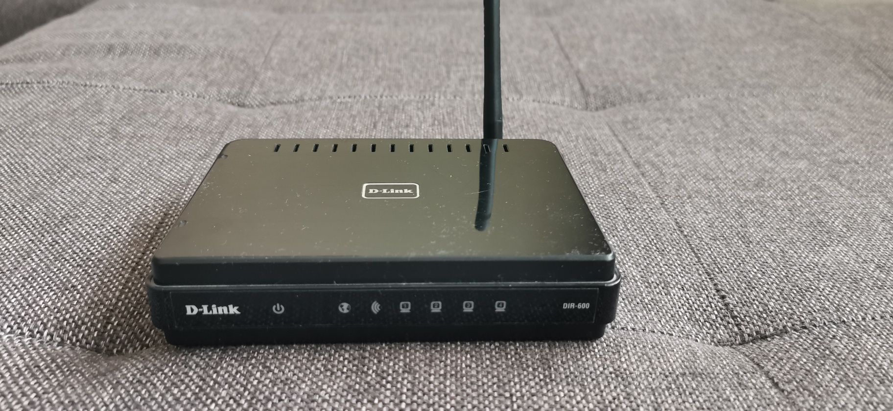 Рутер D - Link dir 600