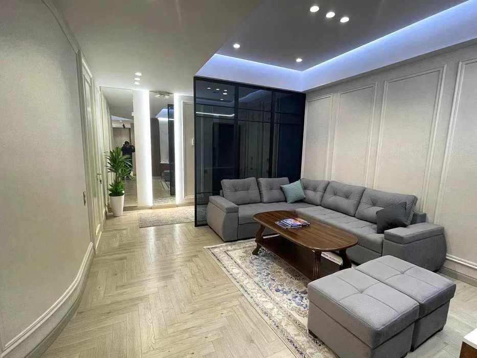 Сдаётся квартира на Мирзо-Улугбекском р-н Эко базар Феруза