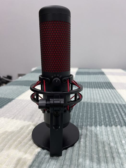 Микрофон HyperX Qudcast (Сломанный!).