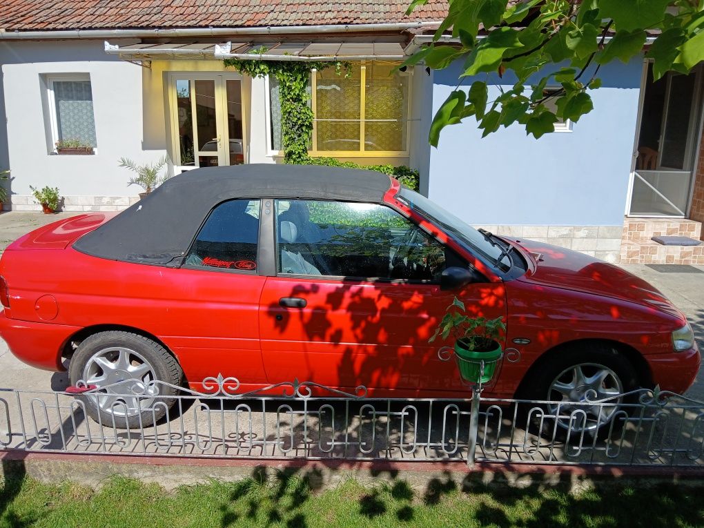 Ford Escort Cabrio