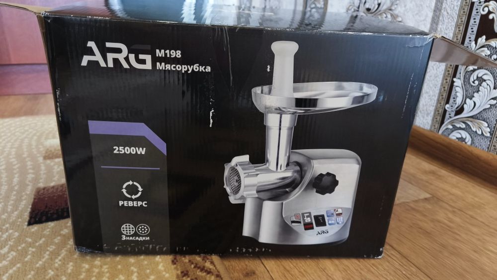 Мясорубка в отличном  состоянии