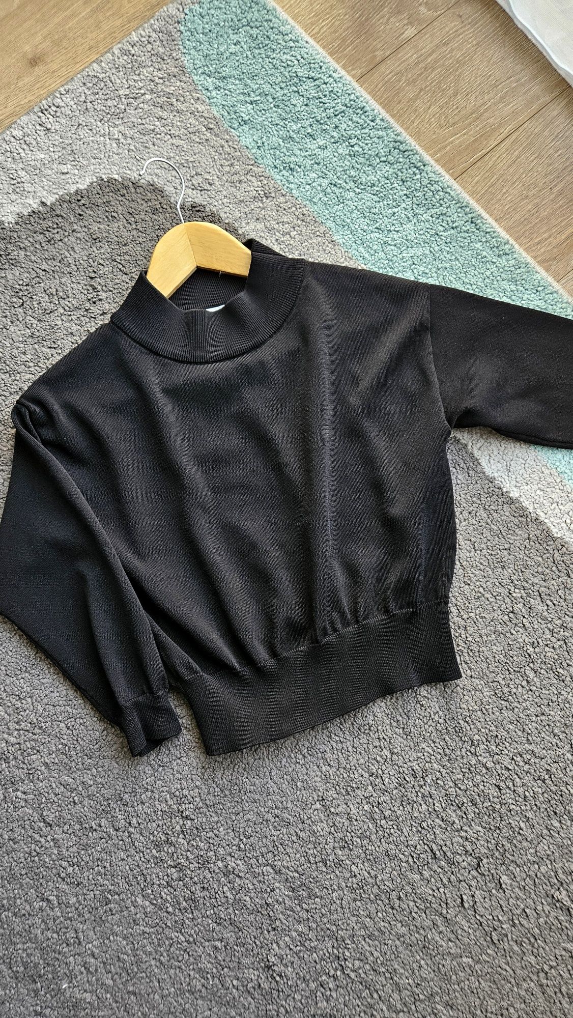 Bluza Mango, merge la xs, ca nouă