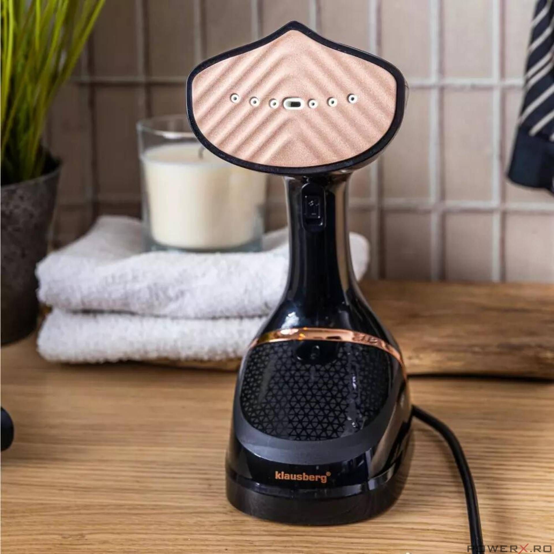 Aparat de calcat cu abur, vertical, 1500W, capacitate 400 ml, negru,