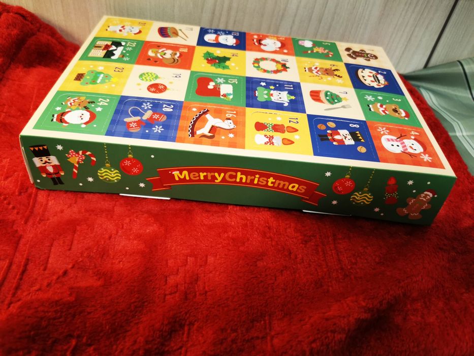 Calendar advent cercei si accesorii de par