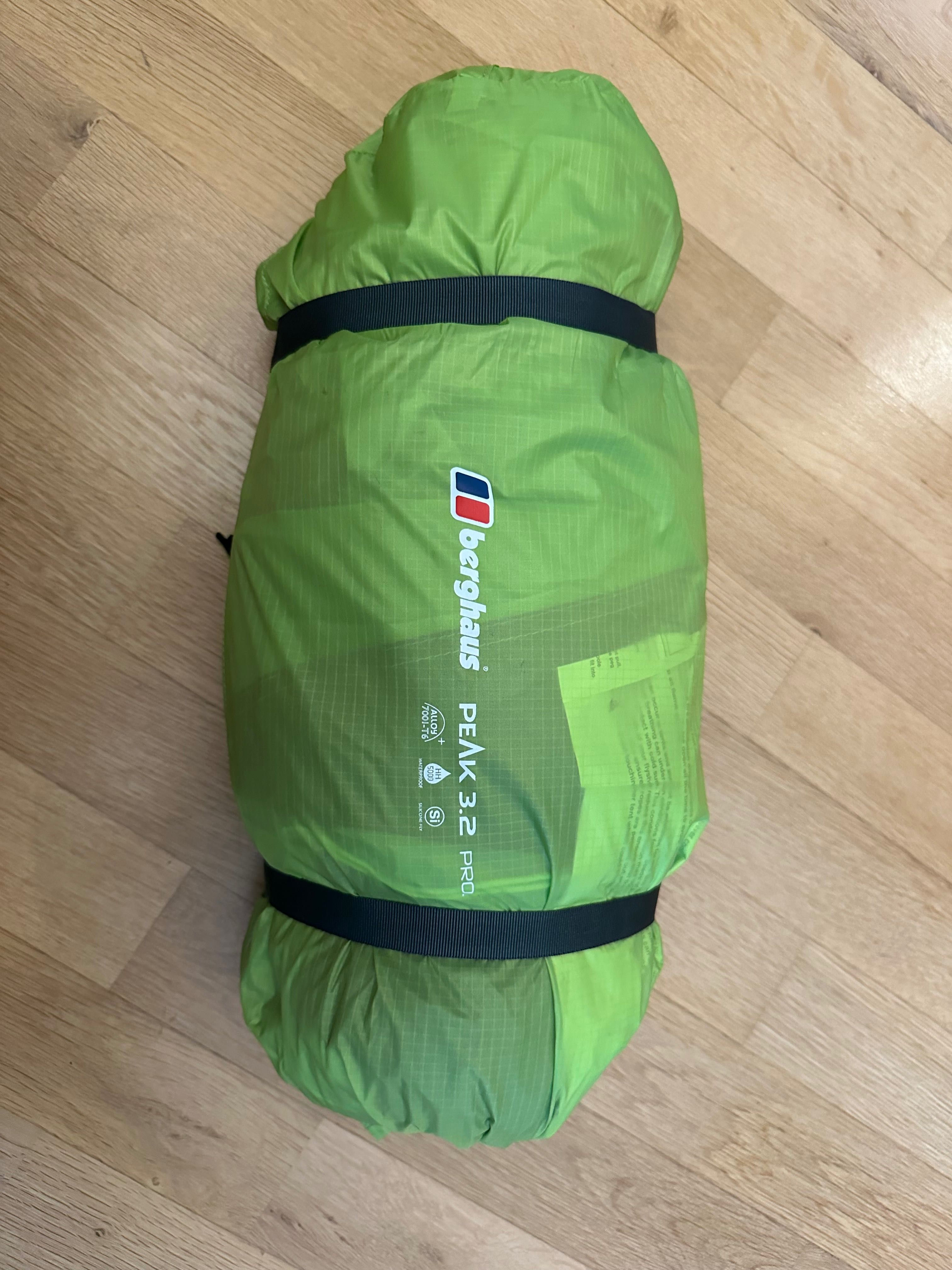 Berghouse Peak 3.2 pro Двуместна Палатка. Чисто Нова.