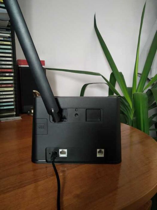 4G рутер Huawei за SIM карти на А1 или Виваком