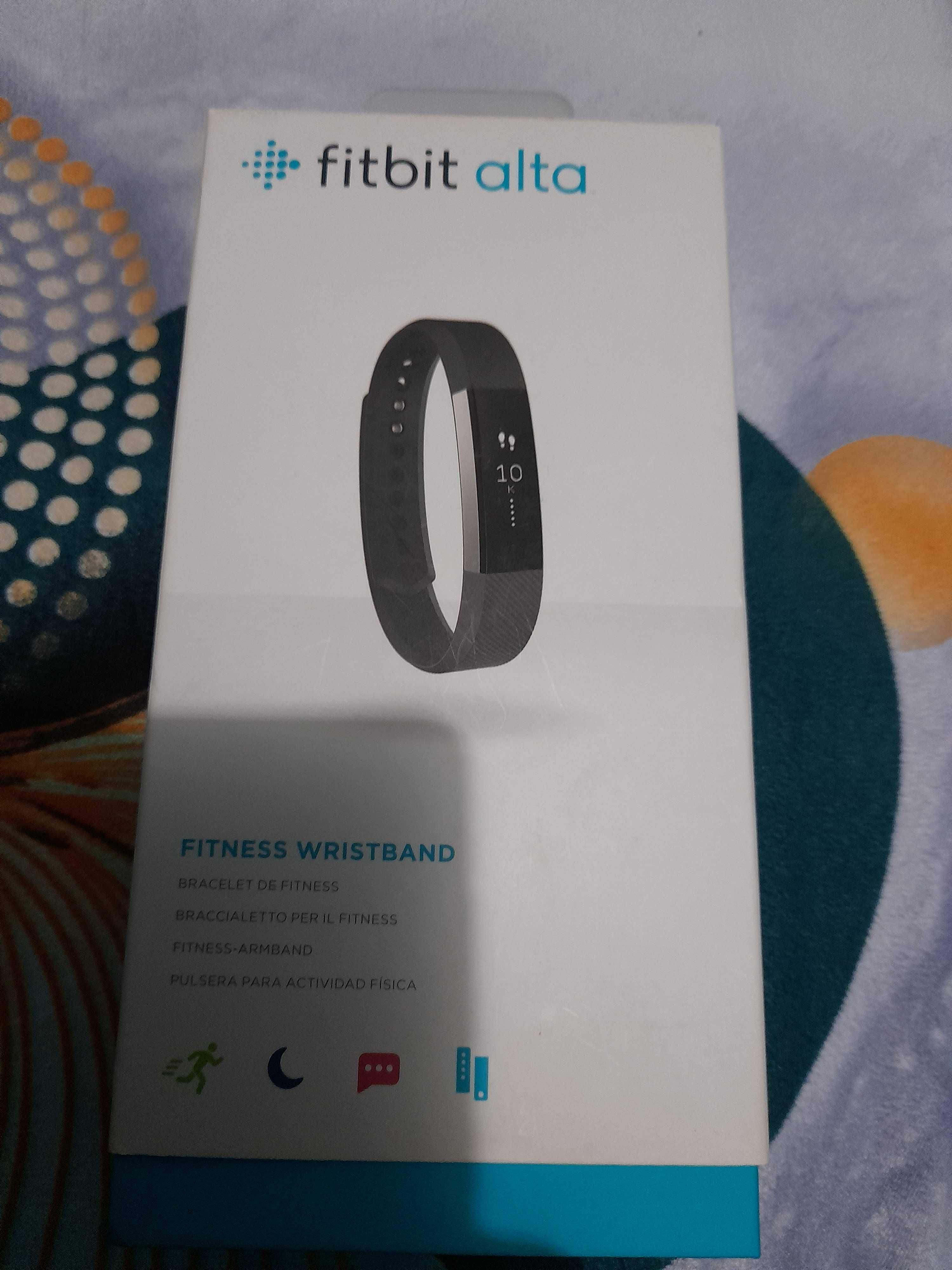 Bratara Fitbit Alta FullBox, nu se aprinde pentru piese