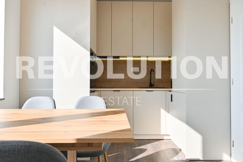 Дава се под наем Тристаен апартамент в София, Люлин 10 - 85 кв.м за 700 € - Снимка #4