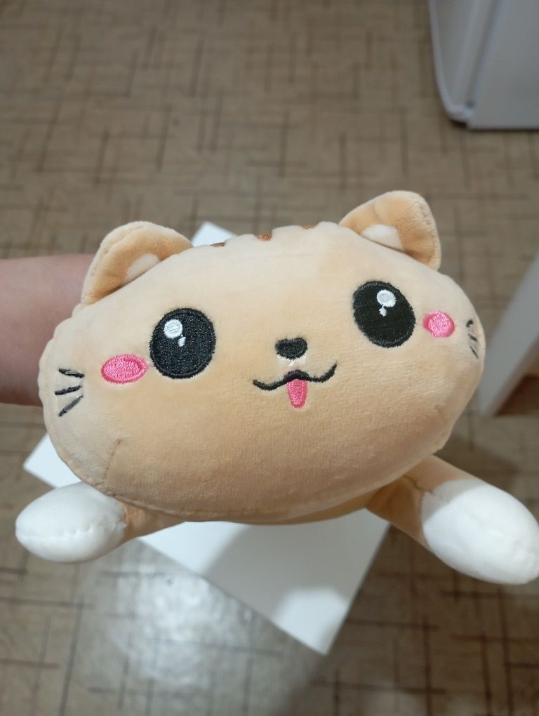 Продам подушку котика