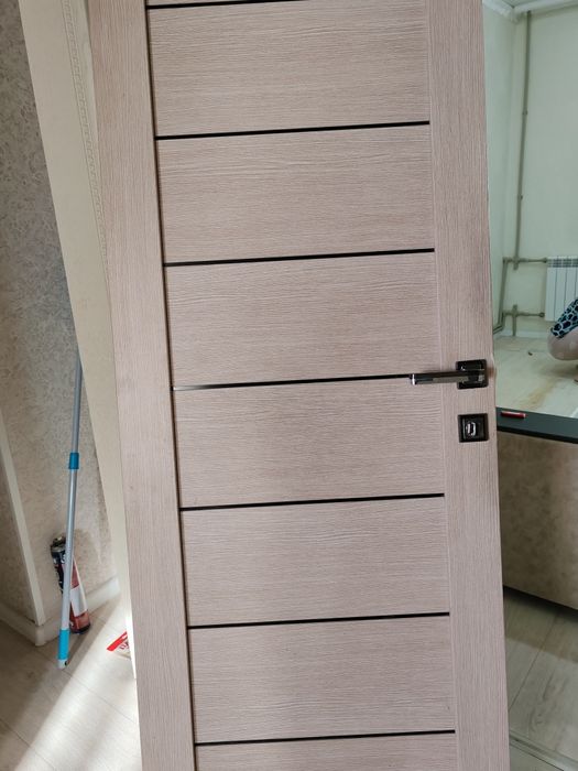 Дверь на 70см б/у