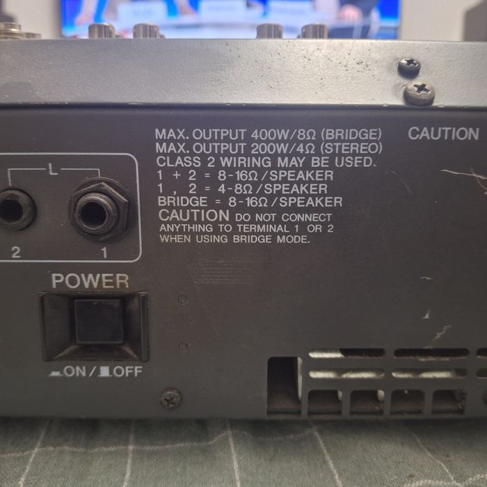 Vand mixer activ yamaha emx 2000