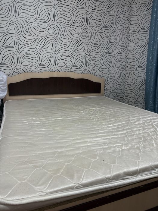 Кровать двухспальная